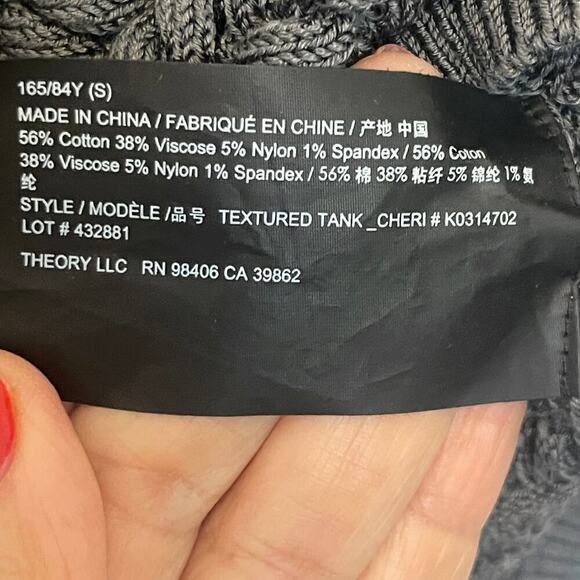 Theory Women's Textured Tricot Crew Neck Blouse Size Small - Picture 3 of 6